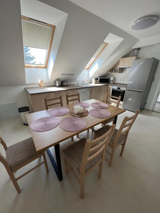 Janhaz Apartman Revfueloep Exterior foto